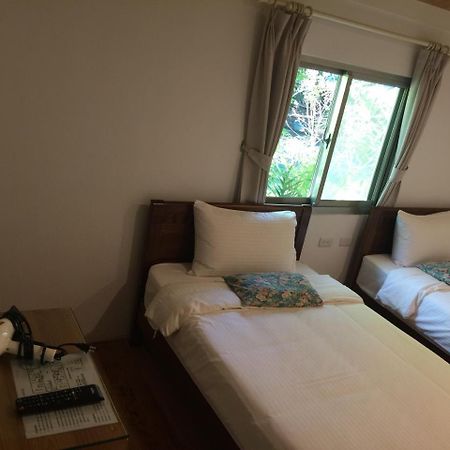 Hou Shan Ren Jia B&B Luye Exterior photo